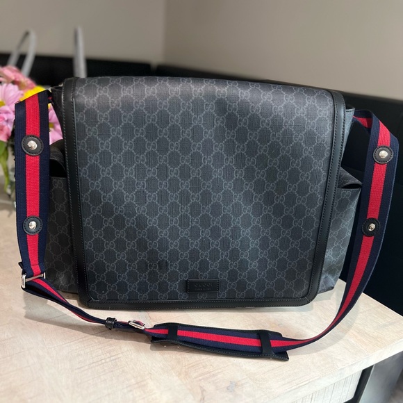 100% Authentic Gucci Diaper Bag - Picture 1 of 6